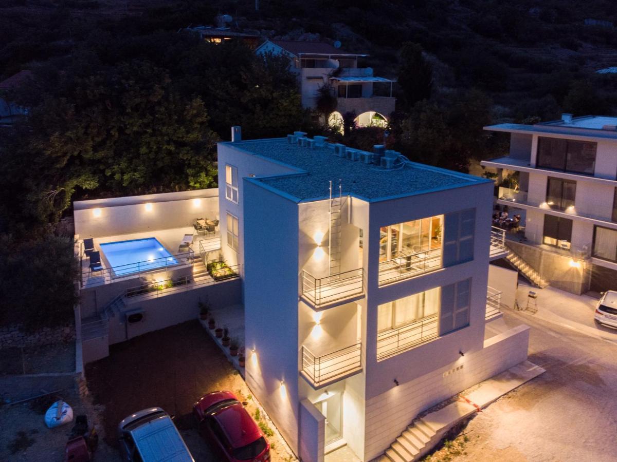 Seaside Elegance Suites Komiža Exterior foto