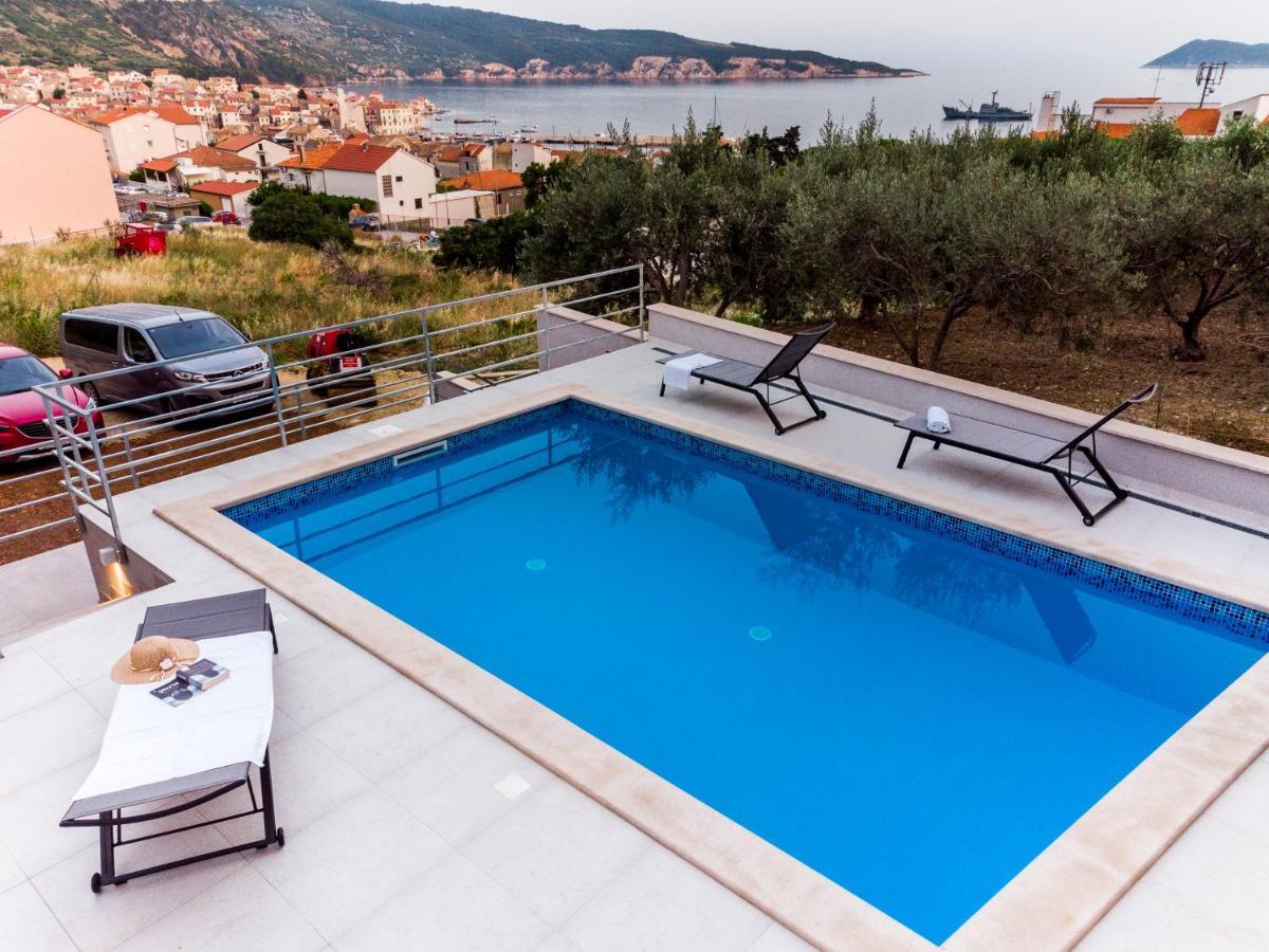Seaside Elegance Suites Komiža Exterior foto